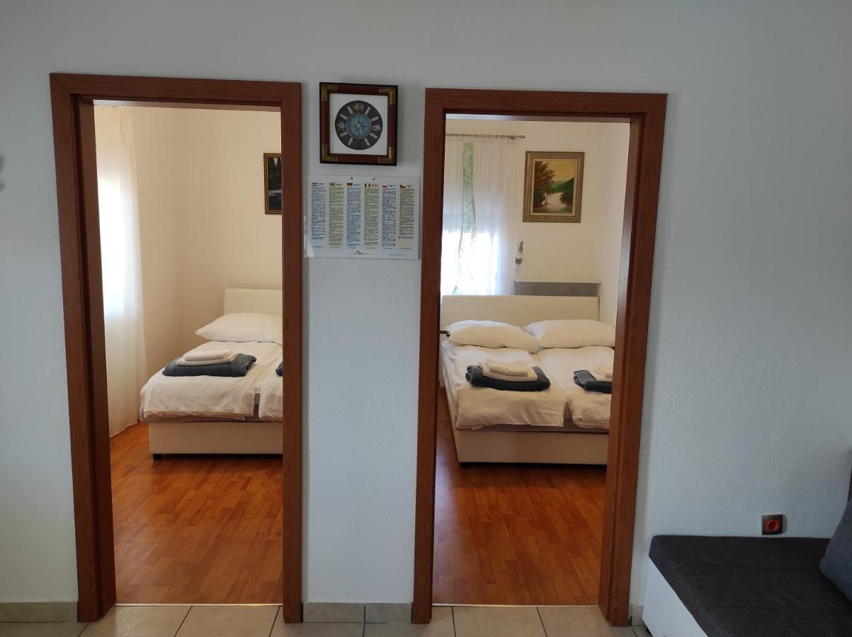 Apartment Joy II Σίμπενικ Εξωτερικό φωτογραφία
